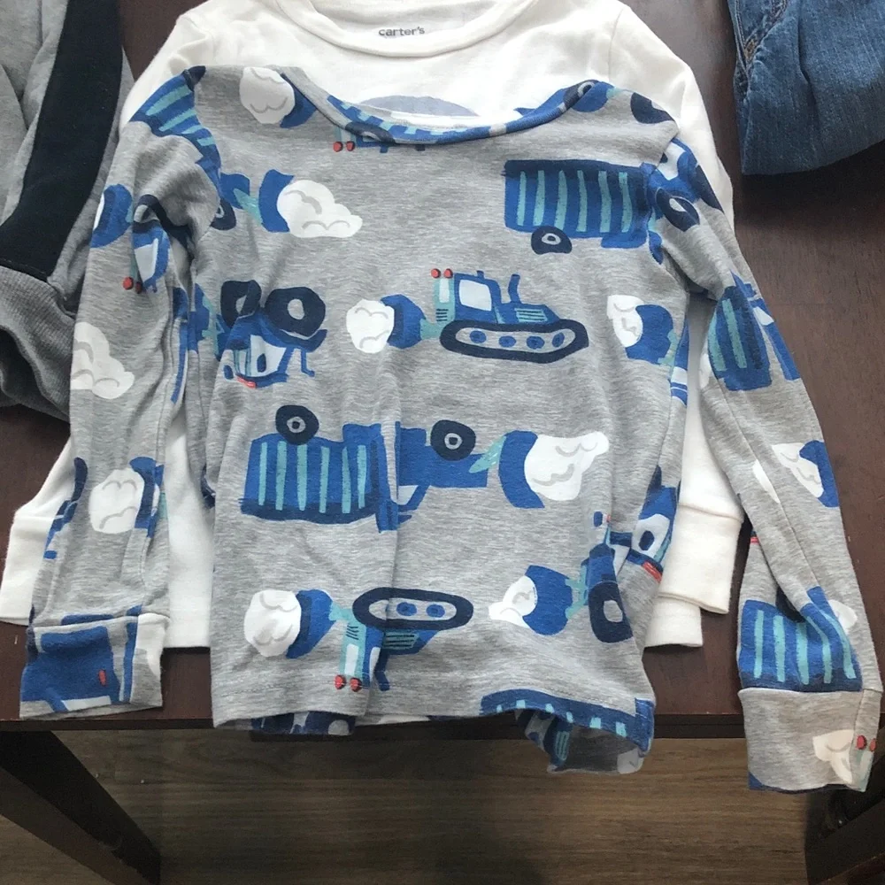 🥧🔥 Boys 5T Bundle